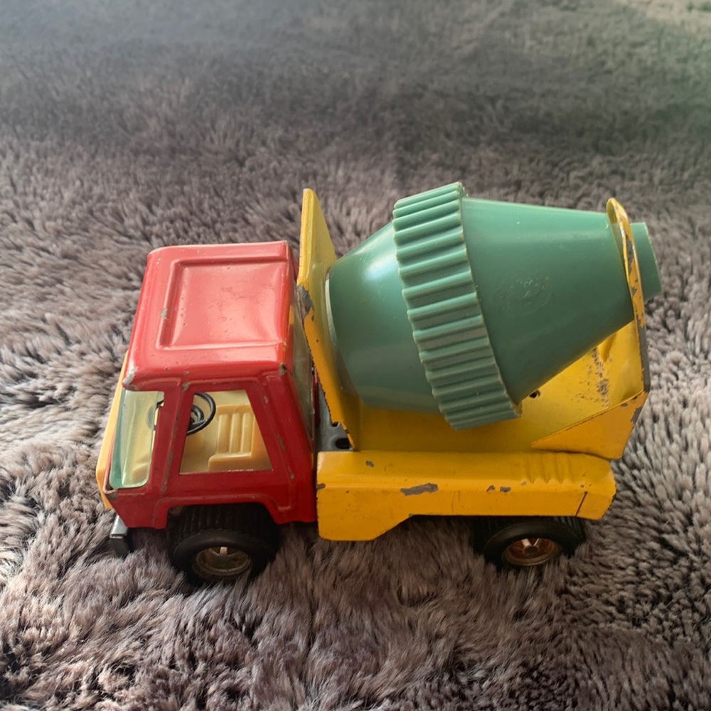 Vintage ZOOMER BOOMER Toy Cement Mixer Truck 1970'S Metal